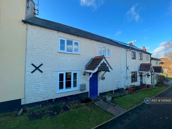 2 Bedroom Terraced House To Rent In Brook Street, Warminster, BA12