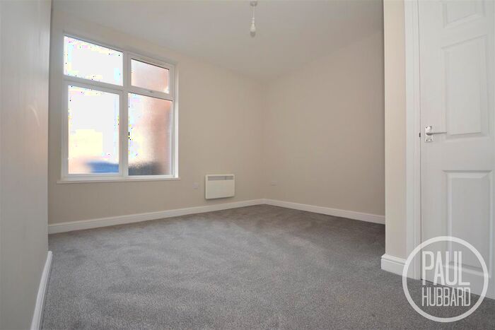 1 Bedroom Flat To Rent In Surrey Street, Lowestoft, Suffolk, NR32