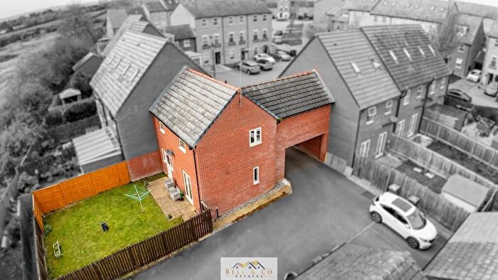 3 Bedroom Town House For Sale In Stockwell Avenue, Kiveton Park, Sheffield, S26