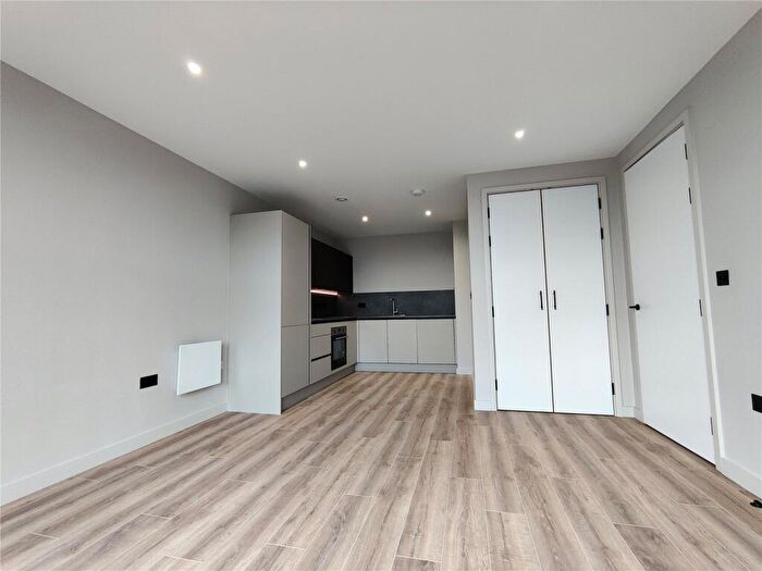 2 Bedroom Apartment To Rent In Northwood Street, Birmingham, B3