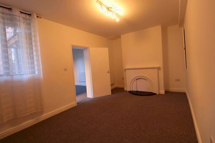 1 Bedroom Flat To Rent In Stone Road, Stafford, ST16