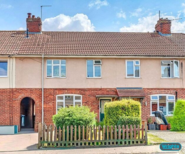 4 Bedroom Terraced House For Sale In Charles Street, Trowbridge, BA14