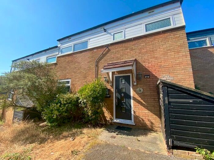 3 Bedroom Property To Rent In High Trees, Eaglestone, Milton Keynes, MK6