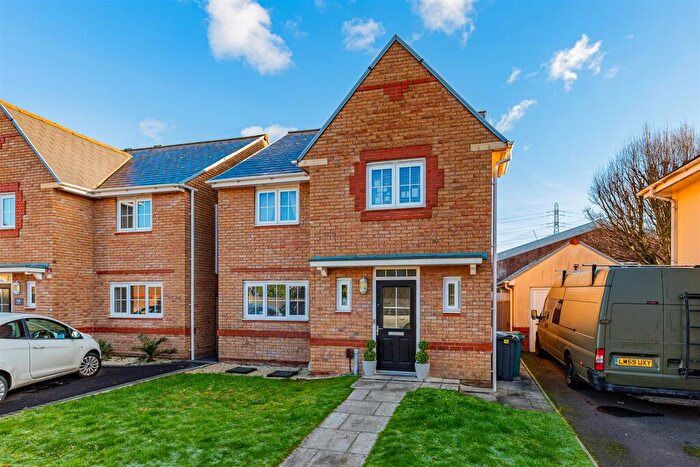 4 Bedroom Detached House For Sale In Scholars Drive, Penylan, Cardiff, CF23