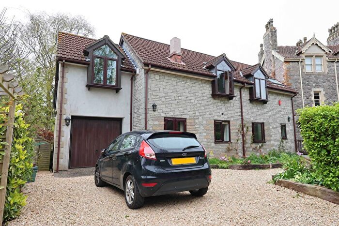 3 Bedroom Detached House For Sale In Woodside Road, Clevedon, BS21