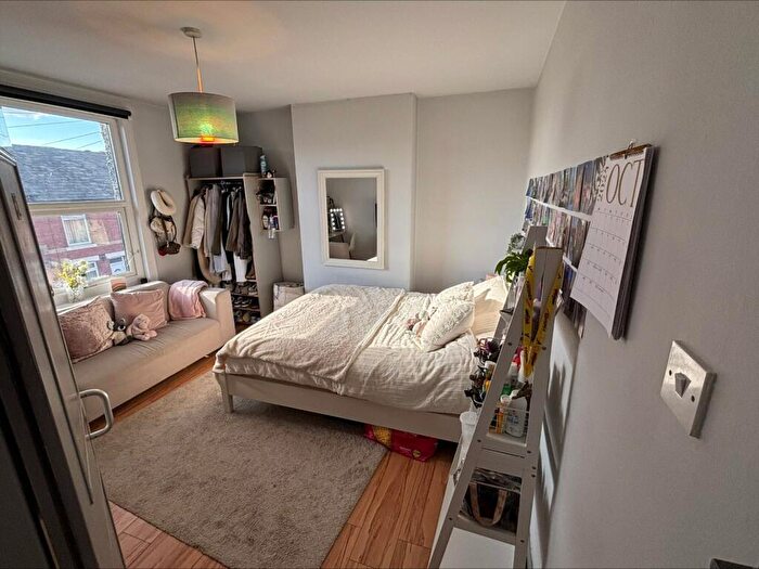 5 Bedroom Detached House To Rent In Shrewsbury Road, Nottingham, Nottinghamshire, NG2