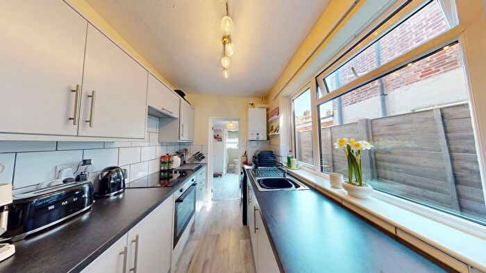 1 Bedroom Flat For Sale In Clarke Road, Norwich, Norfolk, NR3