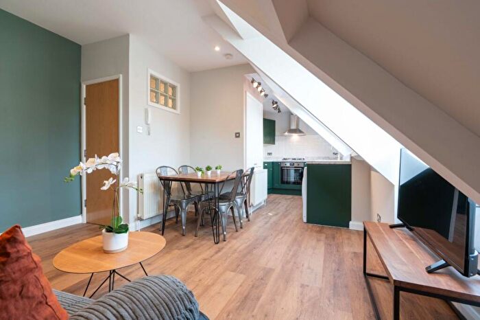 2 Bedroom Terraced House To Rent In Kimberley Gardens, Newcastle, NE2