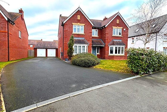 5 Bedroom Detached House For Sale In Ivy Crescent, Bevere, Worcester, WR3