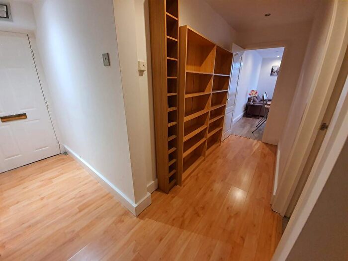 1 Bedroom Flat To Rent In Virginia Court, Eleanor Close, London, SE16