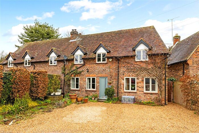 4 Bedroom Semi Detached House For Sale In Wellhouse Cottages, Trowley Bottom, Flamstead, St. Albans, AL3