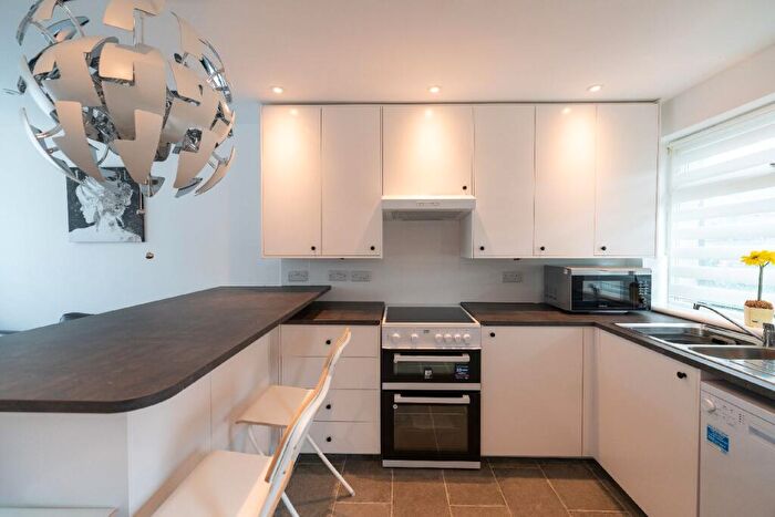 5 Bedroom House To Rent In Leahurst Crescent (D), Harborne, Birmingham, West Midlands, B17