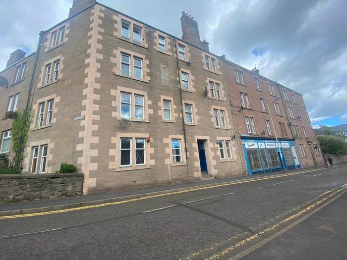 2 Bedroom Flat To Rent In Milnbank Road, Dundee, DD1