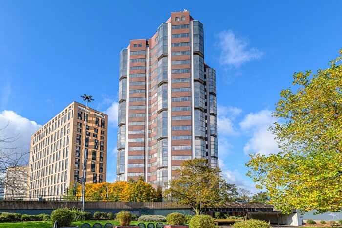 1 Bedroom Flat For Sale In Hagley Road, Birmingham, B16