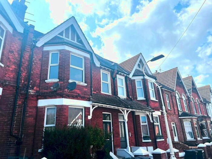 3 Bedroom Maisonette To Rent In Hurst Road, Eastbourne, BN21