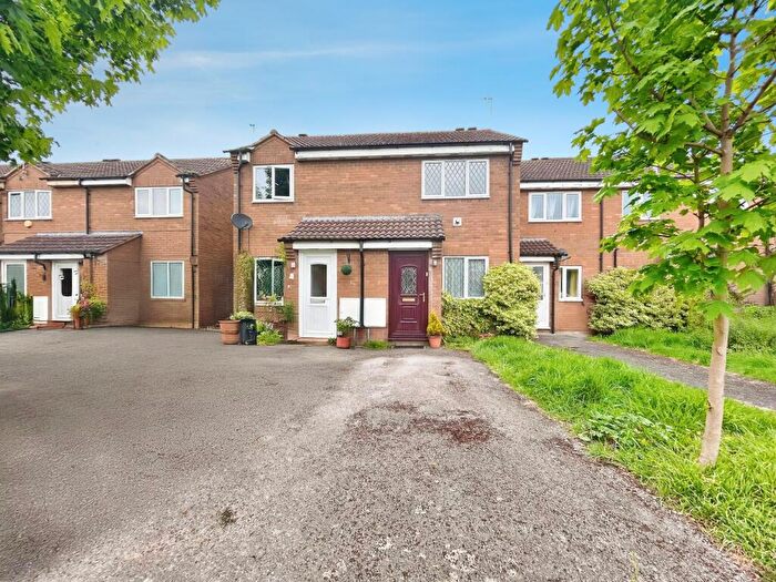 2 Bedroom Terraced House To Rent In Somergate Road, Cheltenham, GL51