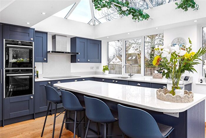 4 Bedroom Detached House For Sale In Clifden Road, Worminghall, Aylesbury, Buckinghamshire, HP18