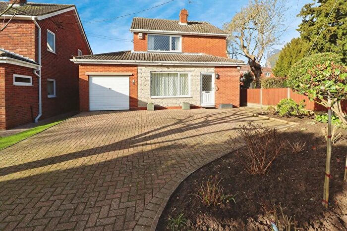 3 Bedroom Detached House For Sale In Church Road, Saxilby, LN1