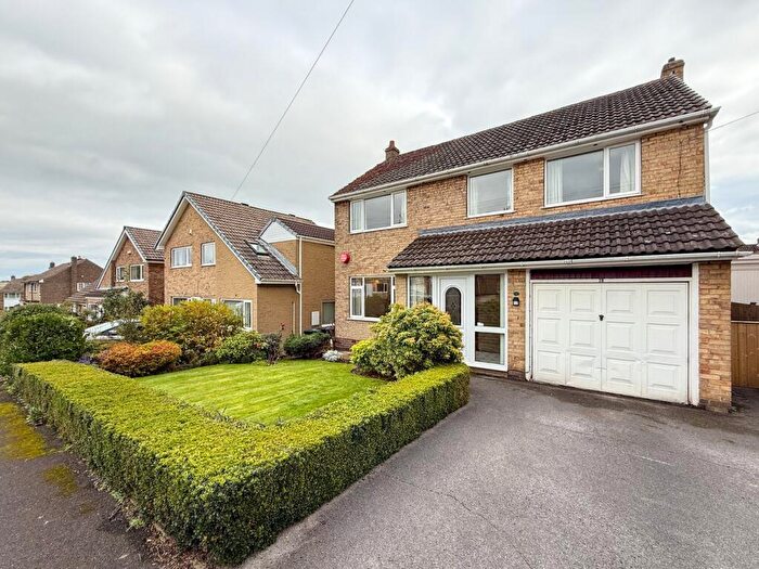 4 Bedroom Detached House For Sale In Dartmouth Avenue, Almondbury, Huddersfield, HD5
