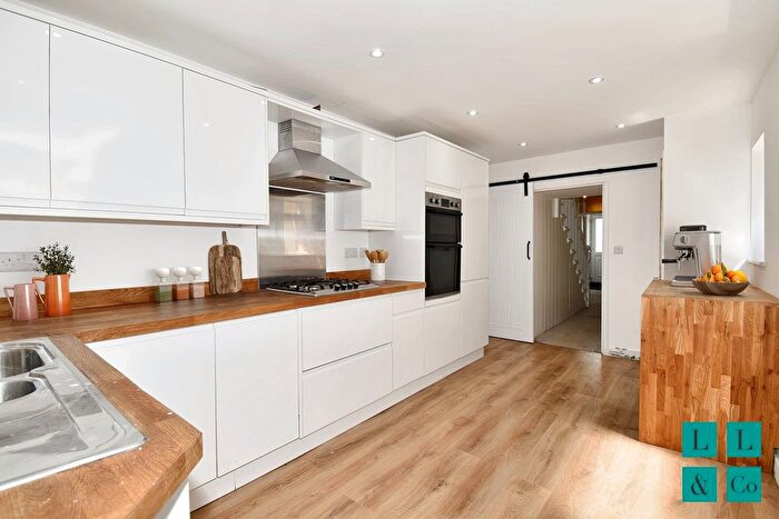 4 Bedroom Terraced House To Rent In Chard Terrace, Falmouth, TR11
