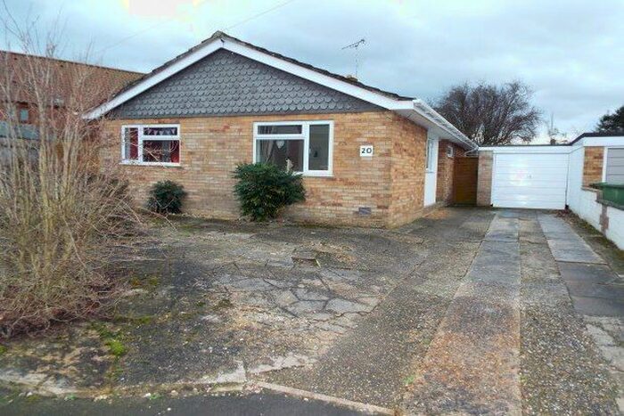 3 Bedroom Bungalow To Rent In Yaxham, Dereham, NR19