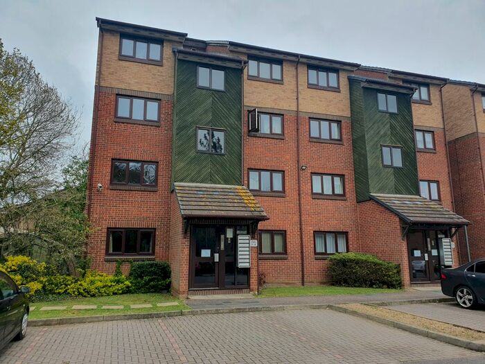 1 Bedroom Flat To Rent In Higham Station Avenue, London, E4