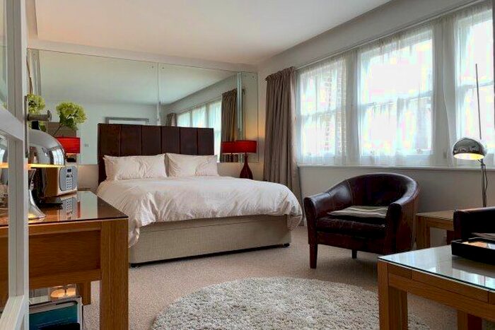 Studio To Rent In Kings Road, Brighton, BN1