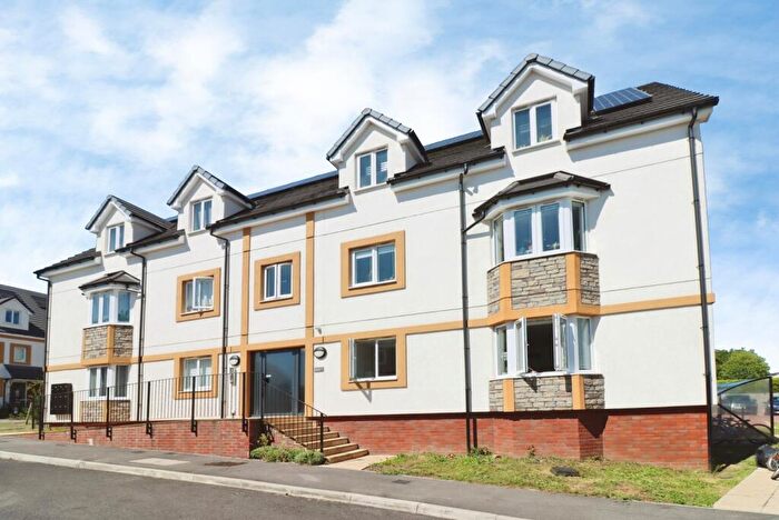 1 Bedroom Flat For Sale In Endeavour Close, Kingswood, Bristol, BS15