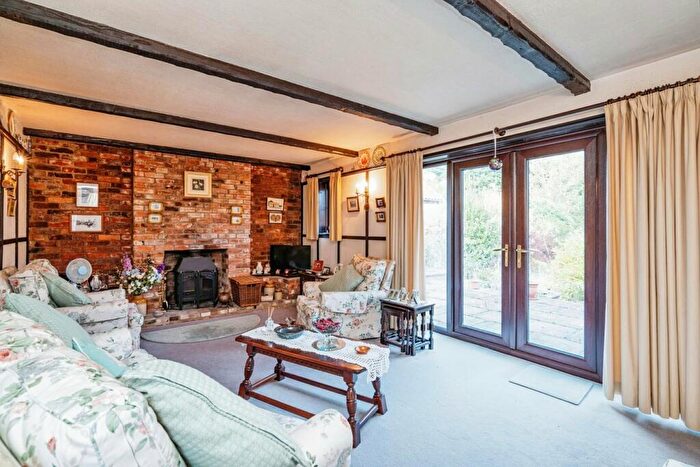 2 Bedroom Detached Bungalow For Sale In Beccles Road, St Olaves, Great Yarmouth, NR31