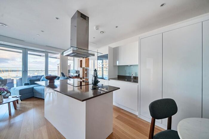 1 Bedroom Flat For Sale In Crossharbour Plaza London, E14