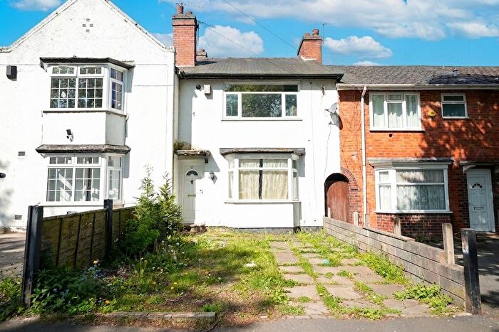 3 Bedroom Terraced House For Sale In Lyncroft Road, Birmingham, B11