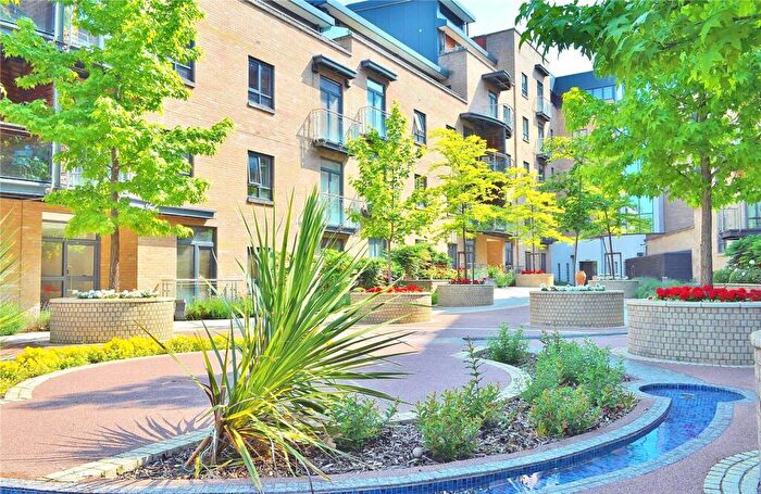 2 Bedroom Apartment For Sale In Trinity Gate, Epsom Road, Guildford, Surrey, GU1