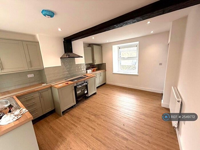 3 Bedroom Detached House To Rent In Church Street, Ecclesfield, Sheffield, S35