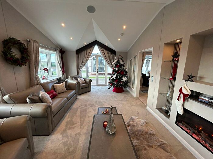 2 Bedroom Park Home For Sale In The Kensington, Thorney Bay Road, Sandy Bay, SS8