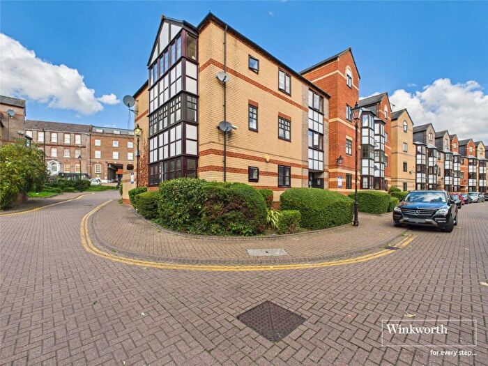 2 Bedroom Apartment To Rent In Maltings Place, Reading, Berkshire, RG1