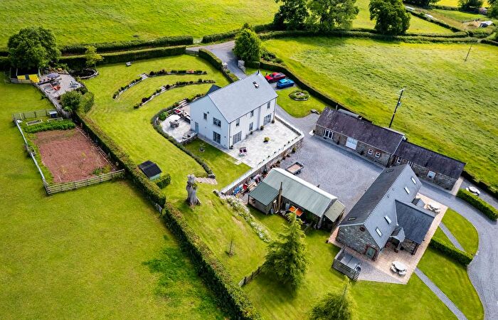 10 Bedroom Property For Sale In Golden Grove, Carmarthen, SA32
