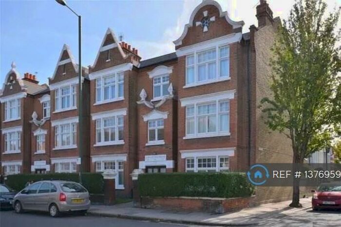 3 Bedroom Flat To Rent In Cowley Mansions, London, SW14