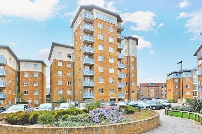 1 Bedroom Flat For Sale In Augustine Bell Tower, Pancras Way, Bow, London, E3