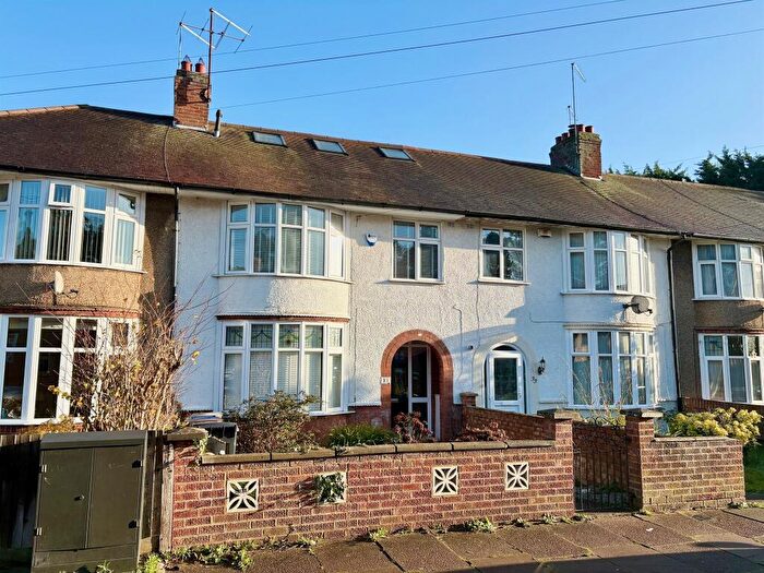 4 Bedroom Terraced House For Sale In Burwood Road, Northampton, NN3