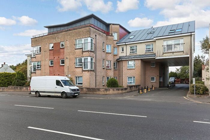 2 Bedroom Flat For Sale In Main Road, Johnstone, Elderslie, PA5