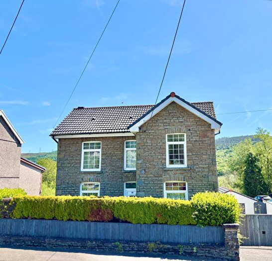 4 Bedroom Detached House For Sale In Cilmaengwyn Road, Pontardawe, Swansea., SA8