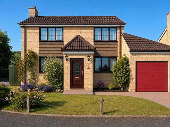 3 Bedroom Detached House For Sale In Holford Crescent, Kempsford, Gloucestershire, GL7
