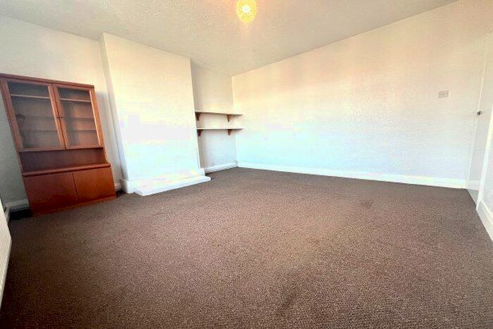 1 Bedroom Flat To Rent In Longbridge Road, Barking, IG11