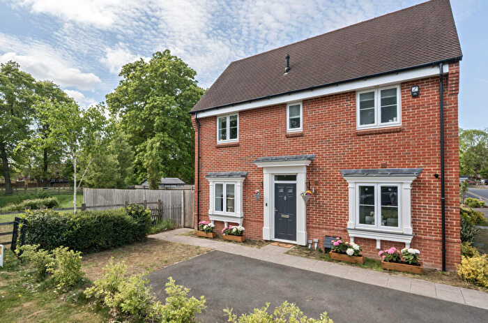 3 Bedroom Semi-Detached House For Sale In Equestrian Court, Arborfield Green, Reading, RG2