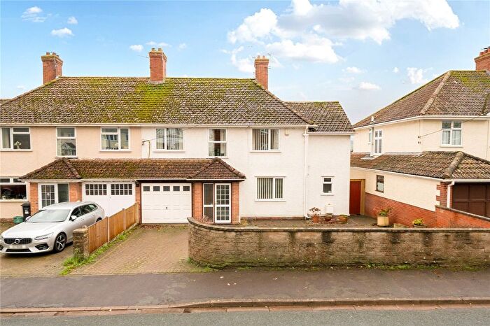 4 Bedroom Semi Detached House For Sale In Durleigh Road, Bridgwater, Somerset, TA6