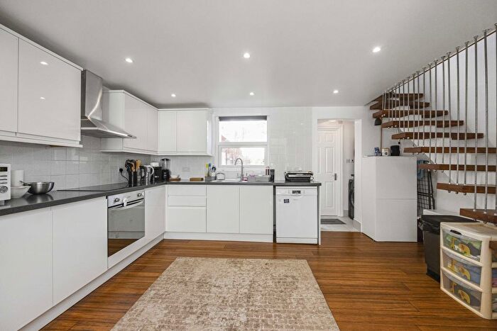 4 Bedroom Terraced House To Rent In Gurney Road, London, E15