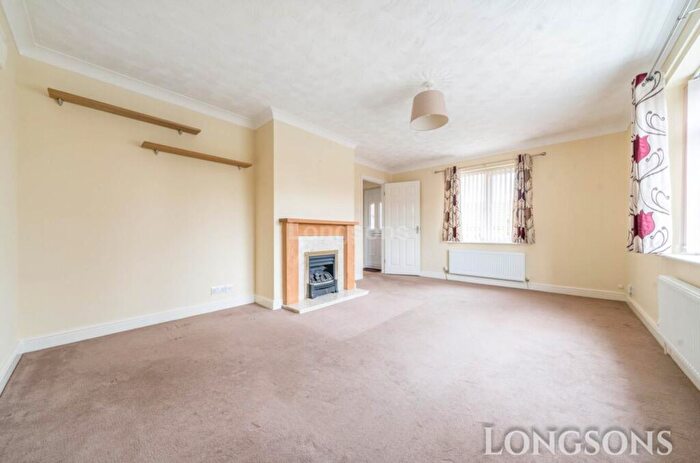2 Bedroom Detached Bungalow For Sale In Kingsfisher Way, Watton, IP25