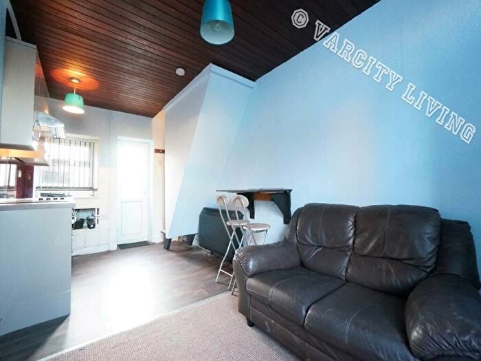 1 Bedroom Apartment To Rent In Church Street, Bangor, LL57