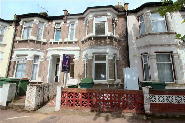 4 Bedroom Terraced House To Rent In Shelley Avenue, Manor Park, E12