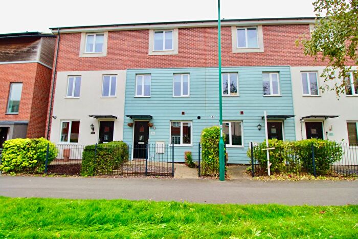 4 Bedroom Terraced House To Rent In West Lake Avenue, Hampton Vale, Peterborough, PE7